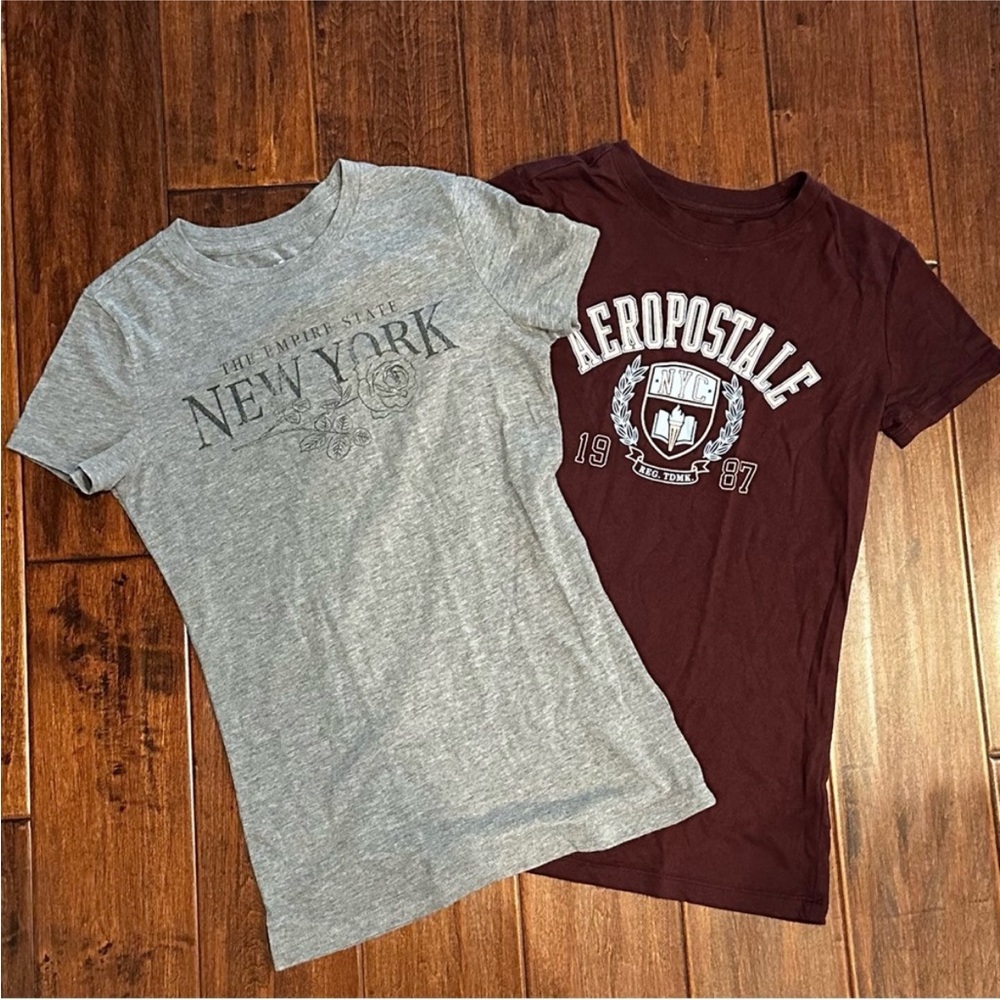 Aeropostale Graphic T-Shirt Bundle | Set of 2 | Size XS - Picture 3 of 5